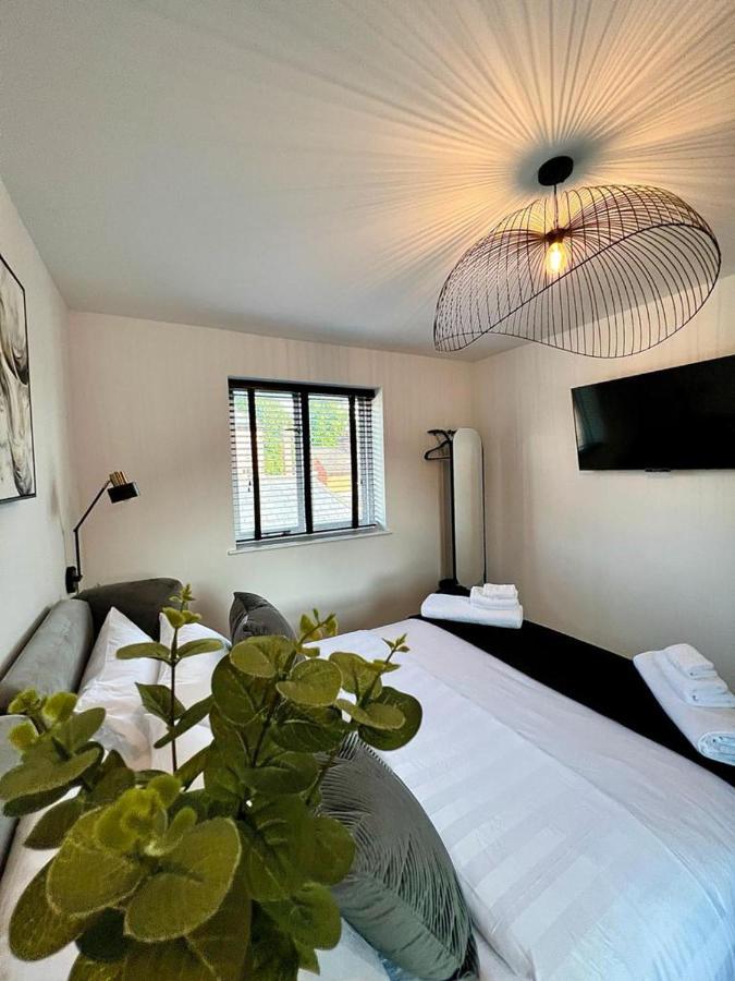 קנטרבורי Charming 3-Bed House With 1 Parking Space מראה חיצוני תמונה